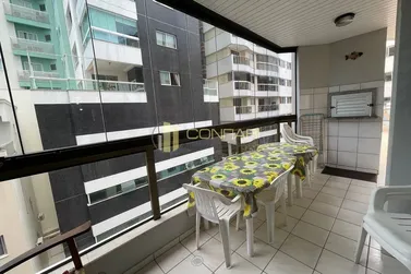Apartamento &agrave; venda - 217m&sup2; - Meia Praia