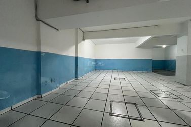 Apartamento &agrave; venda - 160m&sup2; - Meia Praia