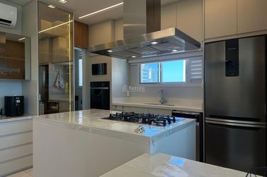 Apartamento &agrave; venda - 115m&sup2; - Centro