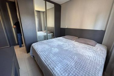 Apartamento &agrave; venda - Meia Praia