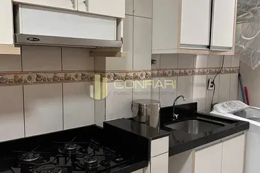 Apartamento para alugar - 98m&sup2; - meia praia