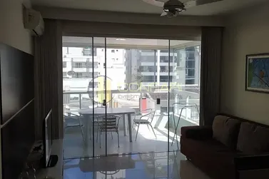 Apartamento &agrave; venda - 95m&sup2; - Meia Praia