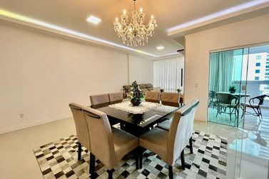 Apartamento &agrave; venda - Meia Praia