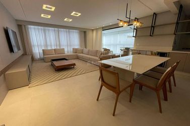 Apartamento &agrave; venda - Centro