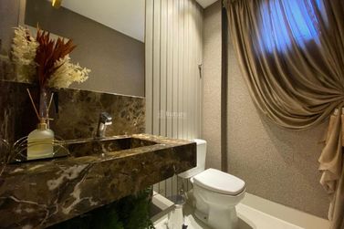 Apartamento &agrave; venda - 1872m&sup2; - Meia Praia