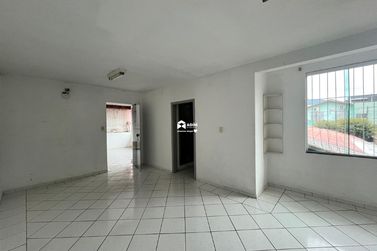 Casa para alugar - 252m&sup2; - Municipios