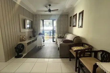 Apartamento &agrave; venda - 100m&sup2; - meia praia