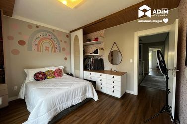 Casa para alugar - 285m&sup2; - Praia Brava de Itaja&iacute;