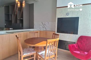 Apartamento para alugar - 135m&sup2; - Meia Praia