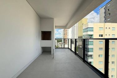 Apartamento &agrave; venda - Meia Praia