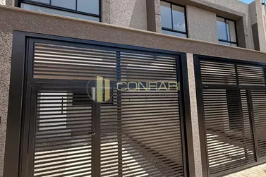 Sobrado &agrave; venda - 92m&sup2; - bombas