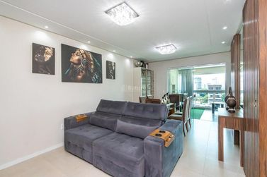Apartamento &agrave; venda - 81m&sup2; - Meia Praia