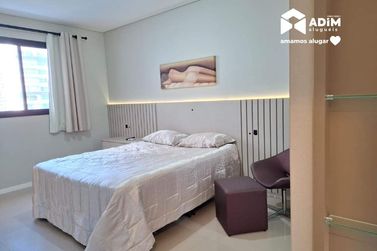 Apartamento para alugar - 123m&sup2; - Meia Praia