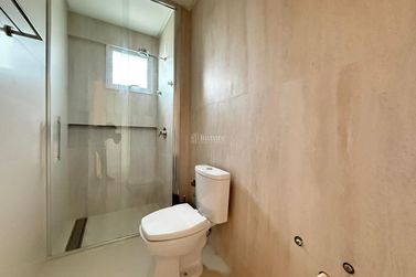 Apartamento &agrave; venda - 213m&sup2; - Meia Praia