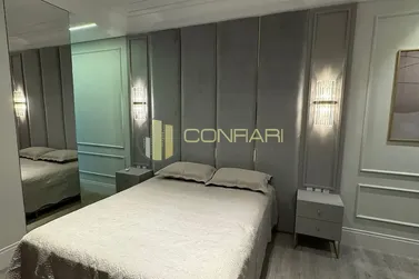 Apartamento &agrave; venda - 141m&sup2; - Centro