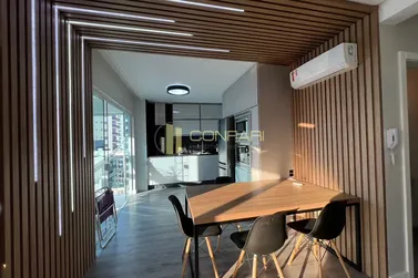 Apartamento &agrave; venda - 113m&sup2; - Meia Praia