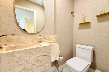 Apartamento &agrave; venda - 129m&sup2; - Meia Praia