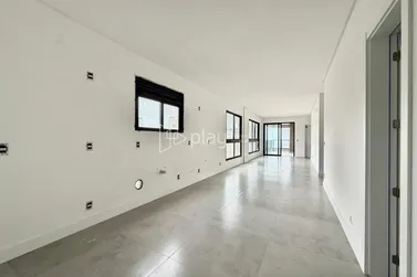 Apartamento &agrave; venda - 138m&sup2; - Centro
