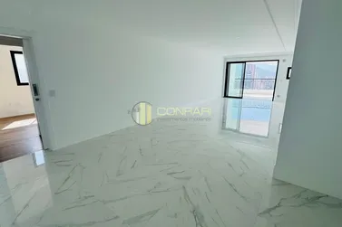 Apartamento &agrave; venda - 185m&sup2; - Meia Praia