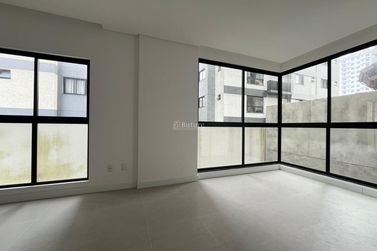 Apartamento &agrave; venda - 70m&sup2; - Morretes