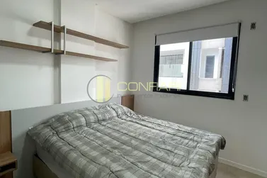 Apartamento para alugar - 94m&sup2; - Meia Praia