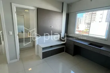 Apartamento &agrave; venda - 100m&sup2; - Meia Praia