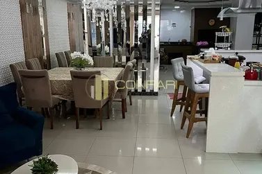 Casa &agrave; venda - 196m&sup2; - Perequ&ecirc;