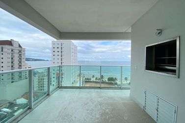 Apartamento &agrave; venda - 157m&sup2; - Meia Praia