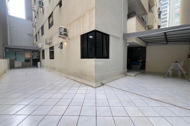 Apartamento &agrave; venda - 110m&sup2; - Centro