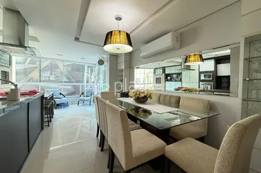 Apartamento &agrave; venda - 85m&sup2; - Meia Praia