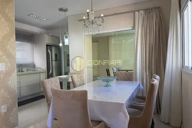 Apartamento &agrave; venda - 123m&sup2; - Meia Praia