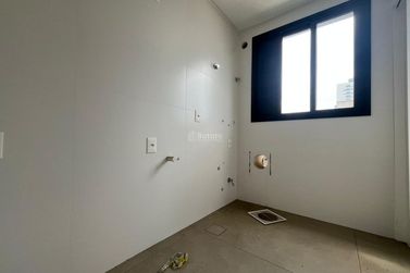 Apartamento &agrave; venda - 200m&sup2; - Meia Praia