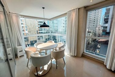 Apartamento &agrave; venda - Meia Praia
