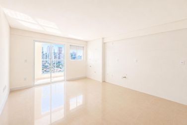 Apartamento &agrave; venda - 64m&sup2; - Tabuleiro dos Oliveiras