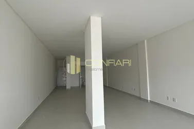 Sala Comercial para alugar - 64m&sup2; - Meia Praia