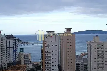 Apartamento &agrave; venda - 135m&sup2; - Centro