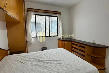 Apartamento para alugar - 103m&sup2; - Meia Praia