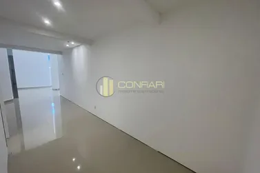 Sala Comercial &agrave; venda - 160m&sup2; - Meia Praia