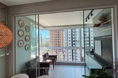 Apartamento &agrave; venda - 93m&sup2; - Meia Praia