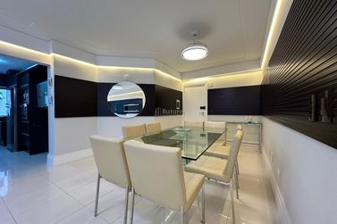 Apartamento &agrave; venda - 1102m&sup2; - Centro