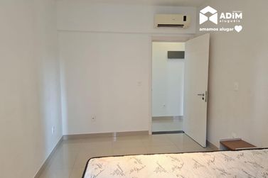 Apartamento para alugar - 135m&sup2; - Meia Praia