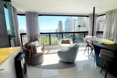 Apartamento &agrave; venda - Meia Praia