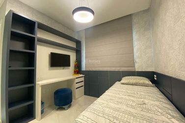 Apartamento &agrave; venda - 182m&sup2; - Meia Praia