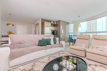 Apartamento para alugar - 130m&sup2; - Pioneiros