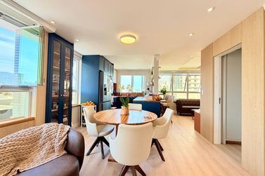 Apartamento &agrave; venda - 175m&sup2; - Jardim Dourado