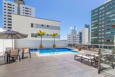 Apartamento para alugar - 130m&sup2; - Centro