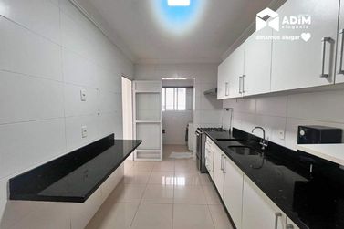 Apartamento para alugar - 95m&sup2; - Centro
