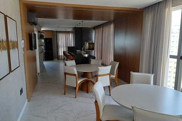 Apartamento &agrave; venda - 134m&sup2; - Balne&aacute;rio Pereque
