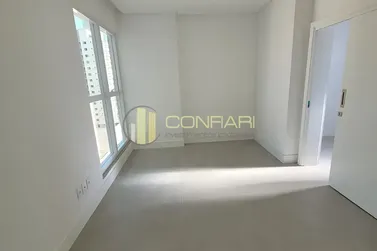 Apartamento &agrave; venda - 168m&sup2; - meia praia