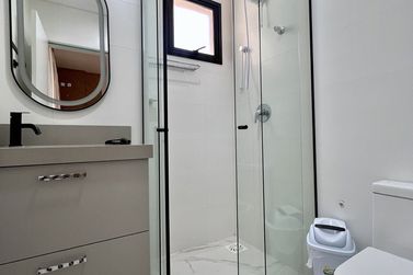 Apartamento &agrave; venda - 118m&sup2; - Meia Praia